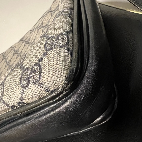 Authentic PVC Leather GG shoulder bag - Picture 12 of 16